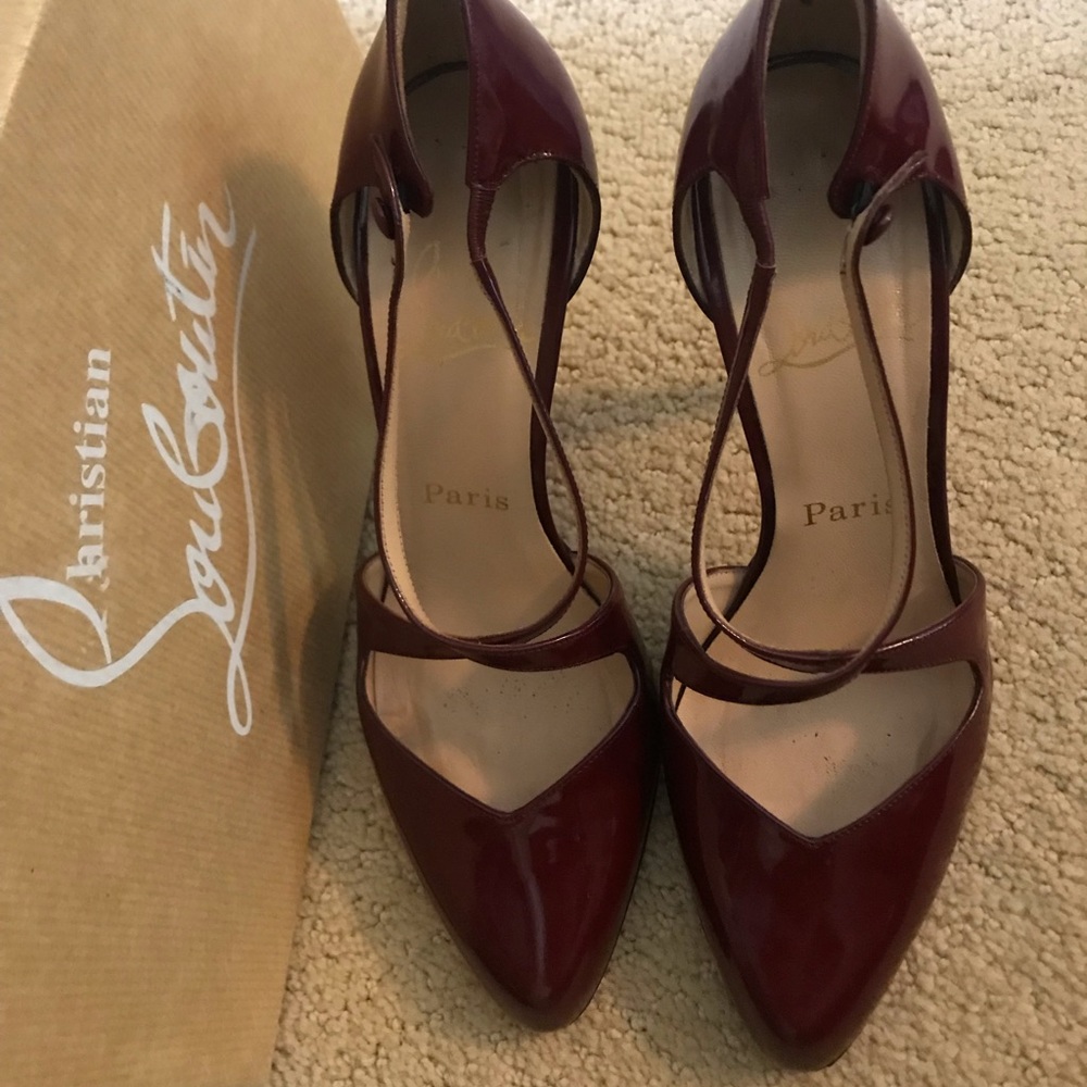 Red Christian Louboutins - valentines red strappy pump - Picture 2 of 8